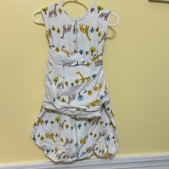 Halo Sleepsack Swaddle in Safari Animal Print - Picture 1 of 5